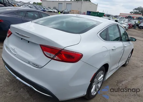 2015 Chrysler 200 Limited z USA, uszkodzony, nr VIN 1C3CCCAB7FN692330